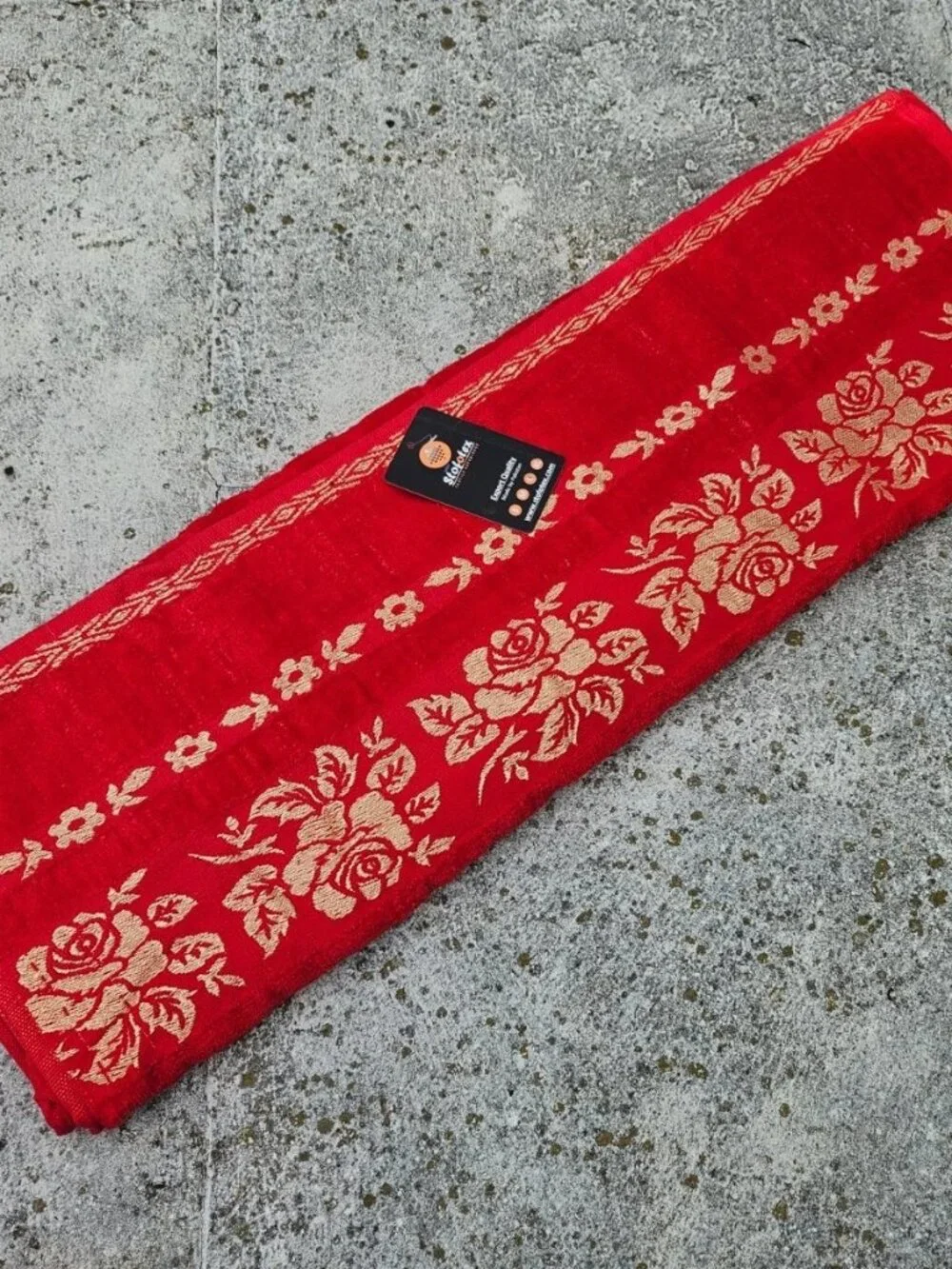 Luxury Towel Red Cotton Bath Towel Embriodered Long Towel Cotton NWT